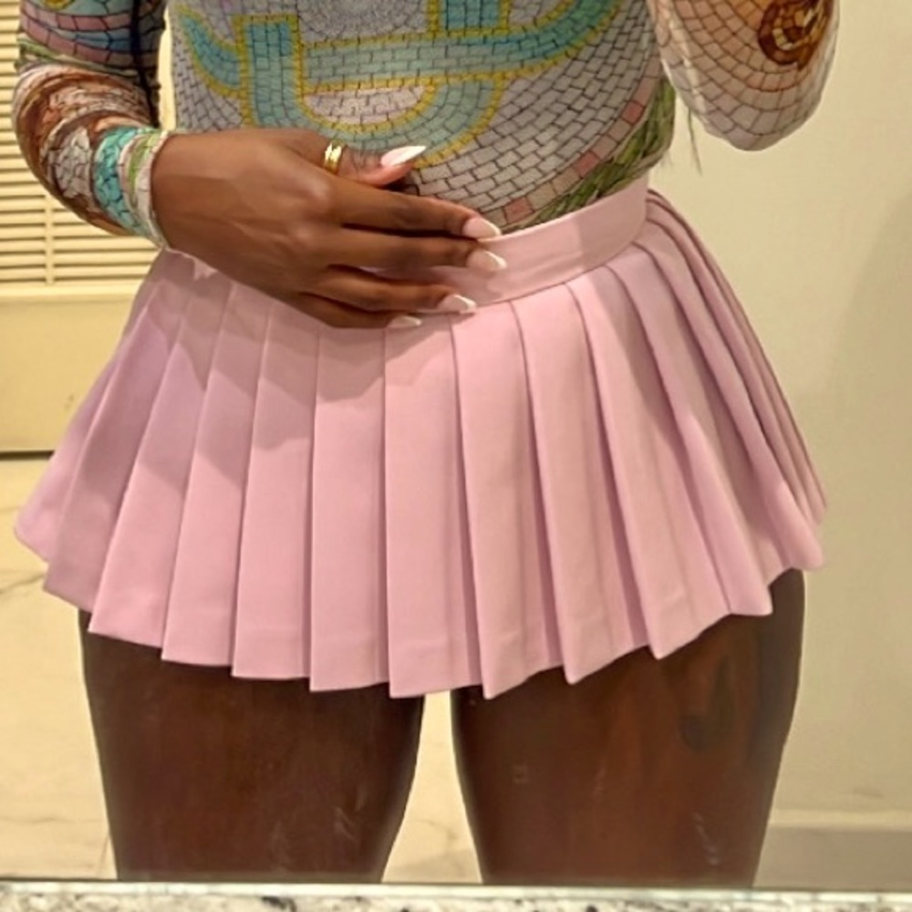 Push BUTTON skirt
